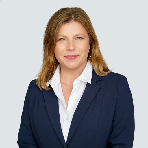 Heidi Lachner, Inhaberin der Storchen-Apotheke, Niederwinkling